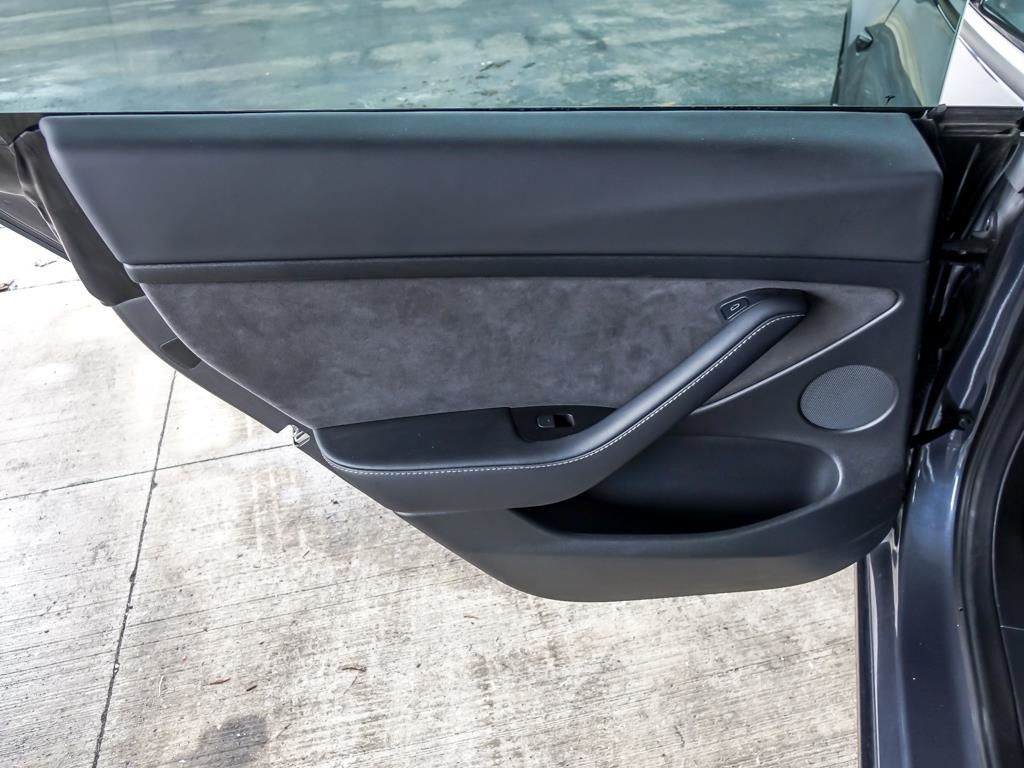 2022 TESLA MODEL 3 - Image 33