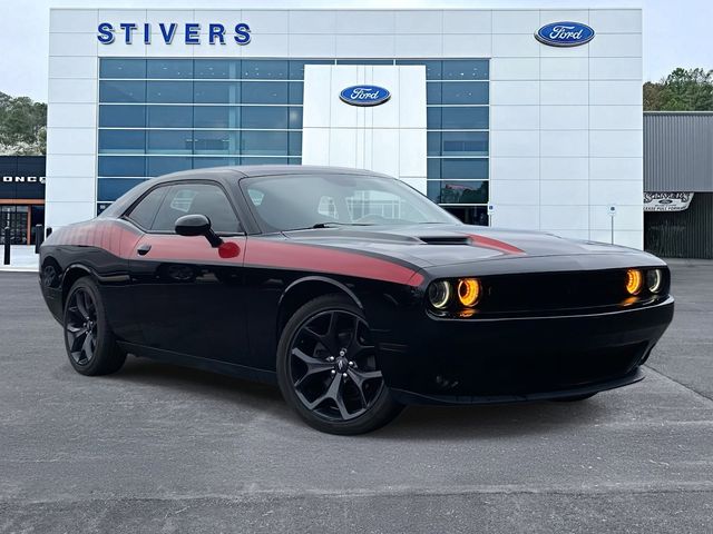 2020 Dodge Challenger SXT's photo
