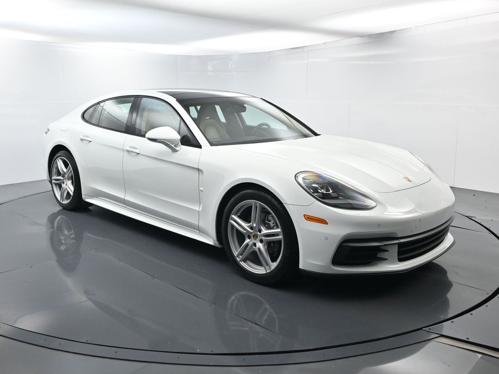 2019 Porsche Panamera Base photo 15