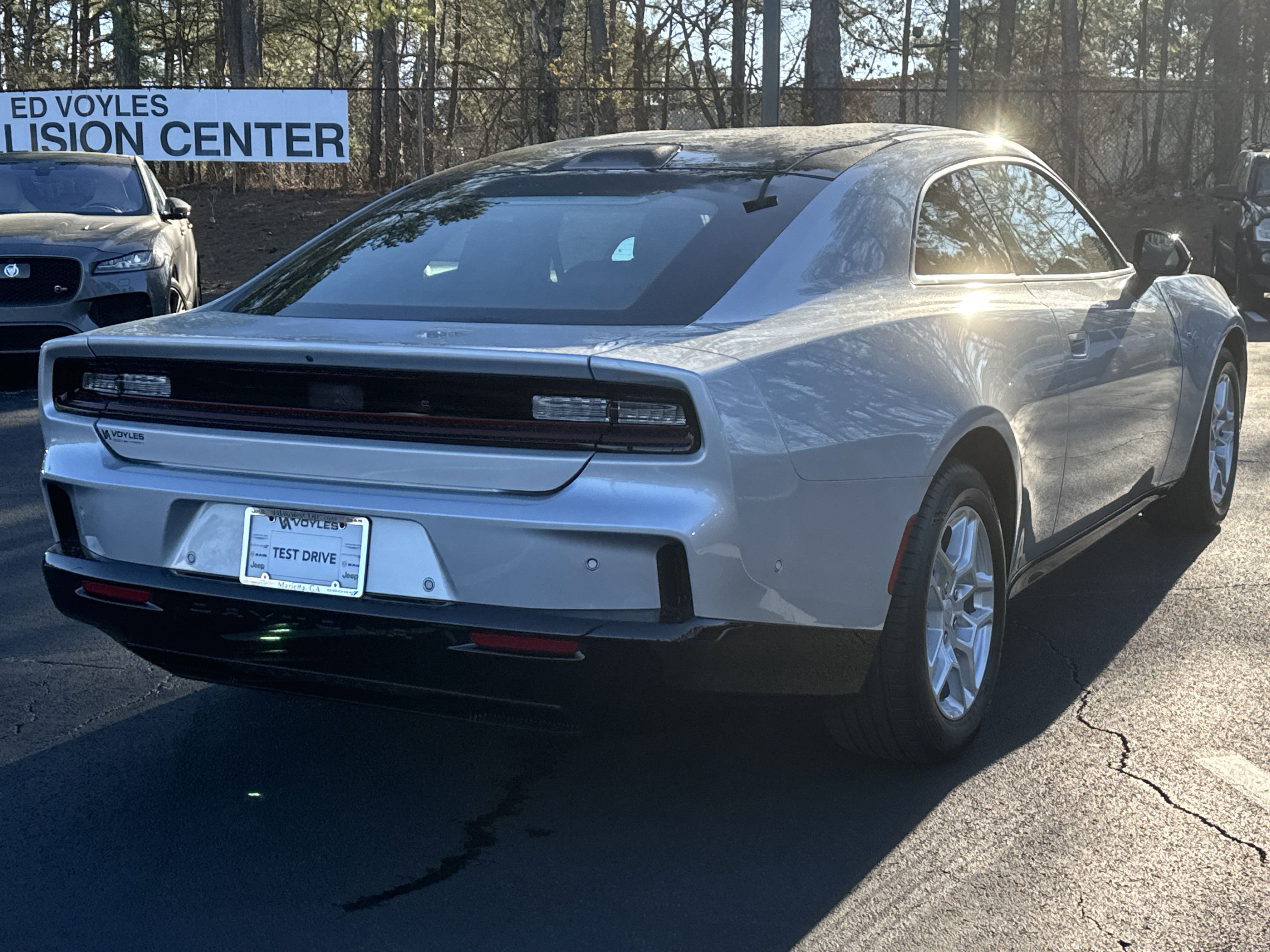 2025 Dodge Charger R/T photo 5