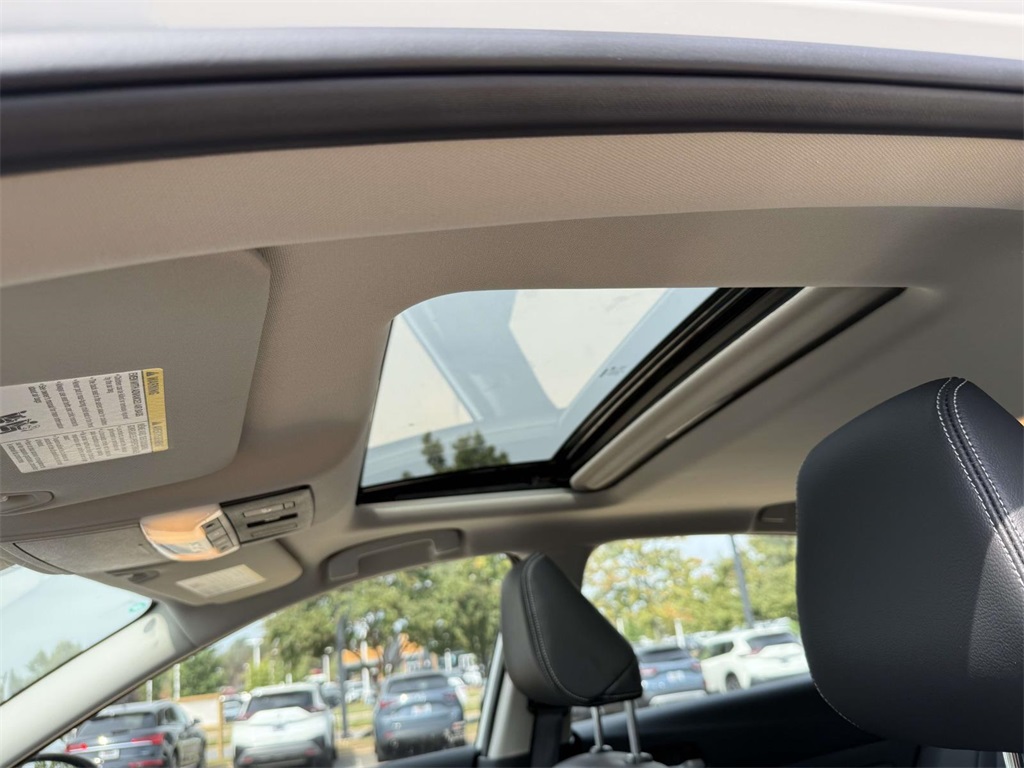 2025 Nissan Altima SL photo 3