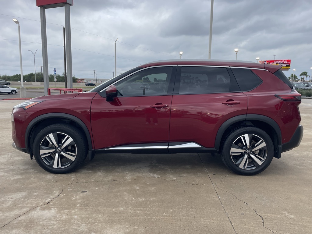 2021 Nissan Rogue Platinum photo 2