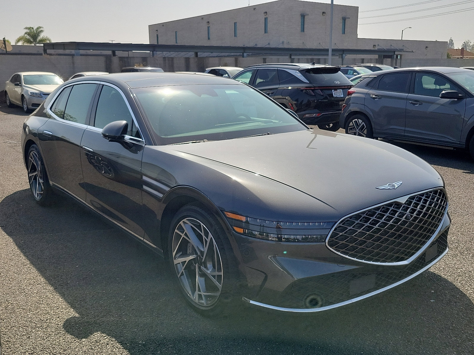 2023 Genesis G90 3.5T photo 3