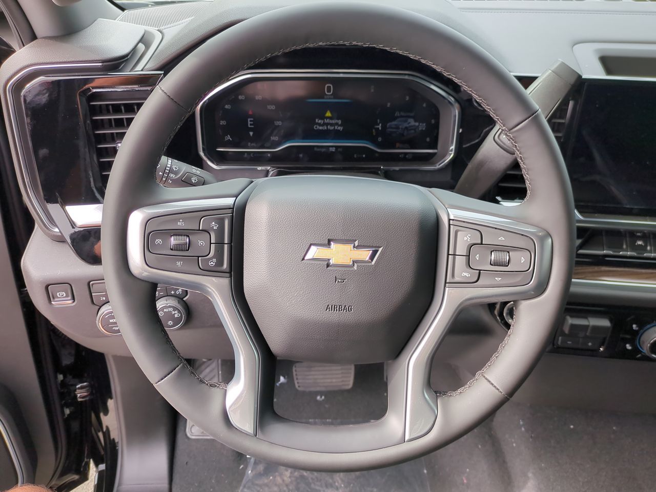 2025 Chevrolet Silverado 1500 LT photo 11