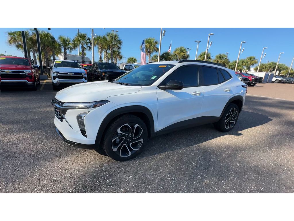 2025 Chevrolet Trax photo 5