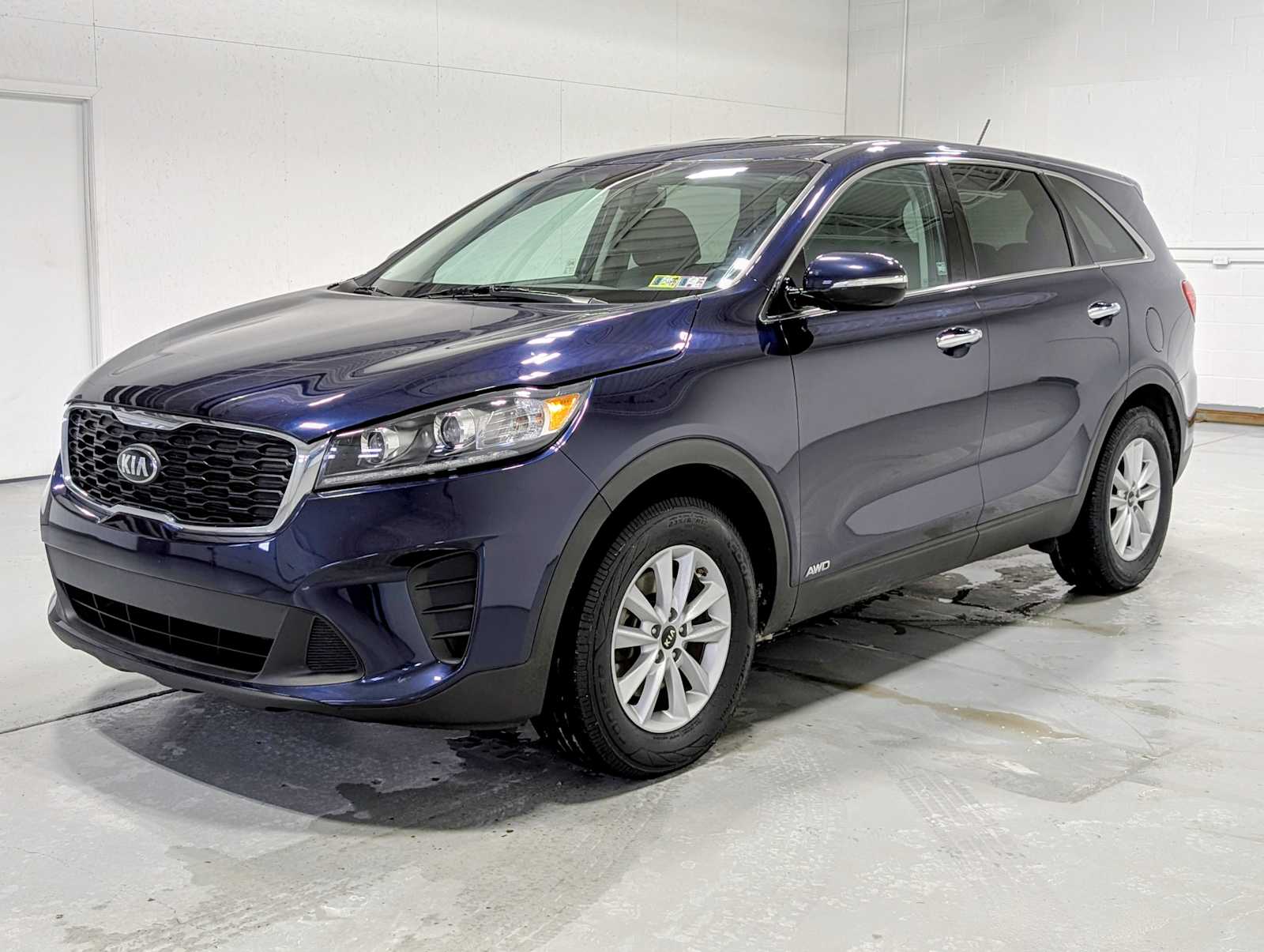2020 Kia Sorento LX's photo
