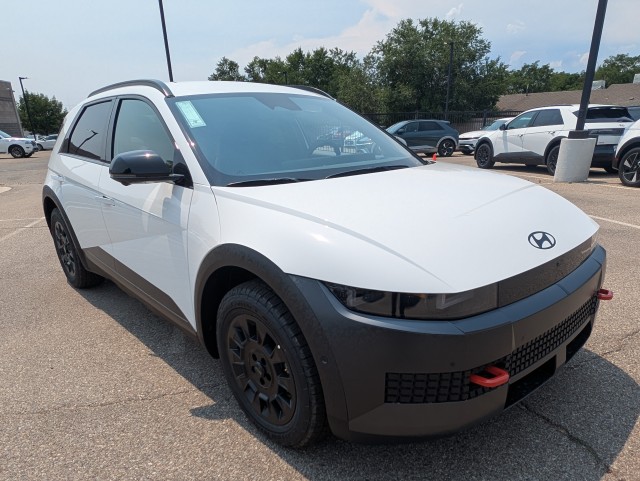 New 2025 ATLAS WHITE/BLACK Hyundai XRT image 8