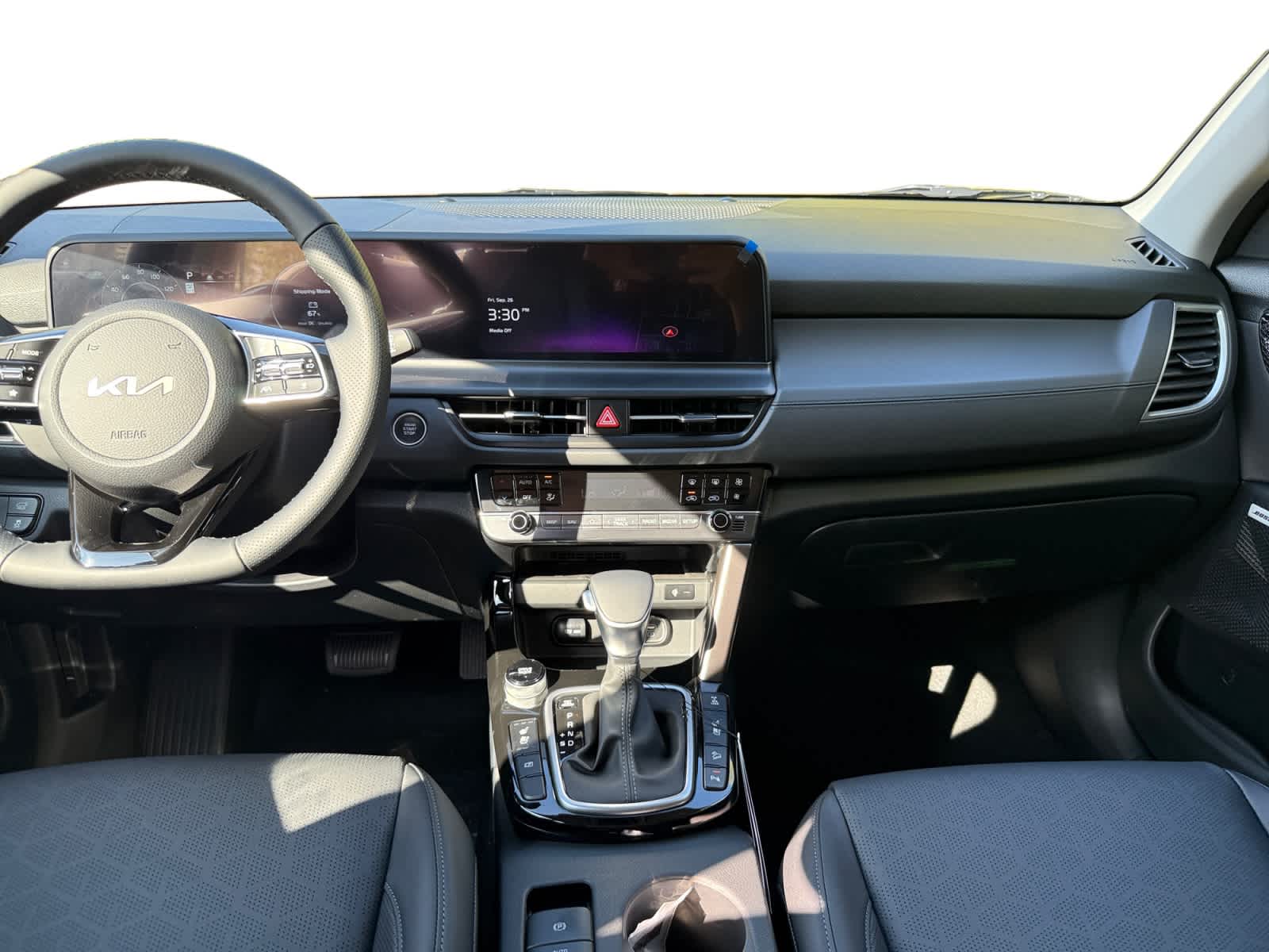 2026 Kia Seltos SX photo 10