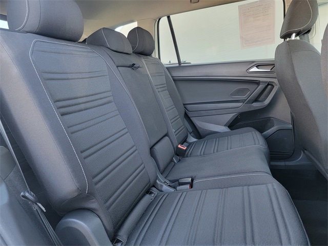 2023 Volkswagen Tiguan S photo 19