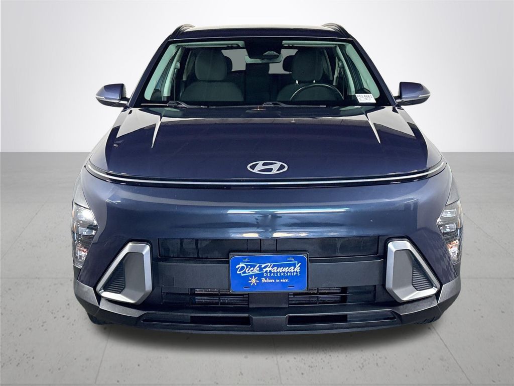 2024 Hyundai Kona SEL photo 2