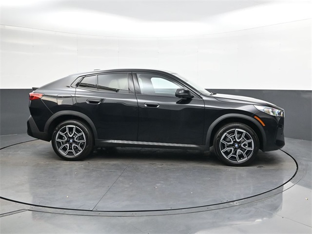 2025 Bmw X2 xDrive28i photo 2