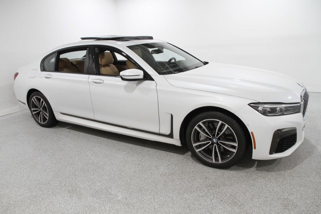 2022 BMW 750 i xDrive