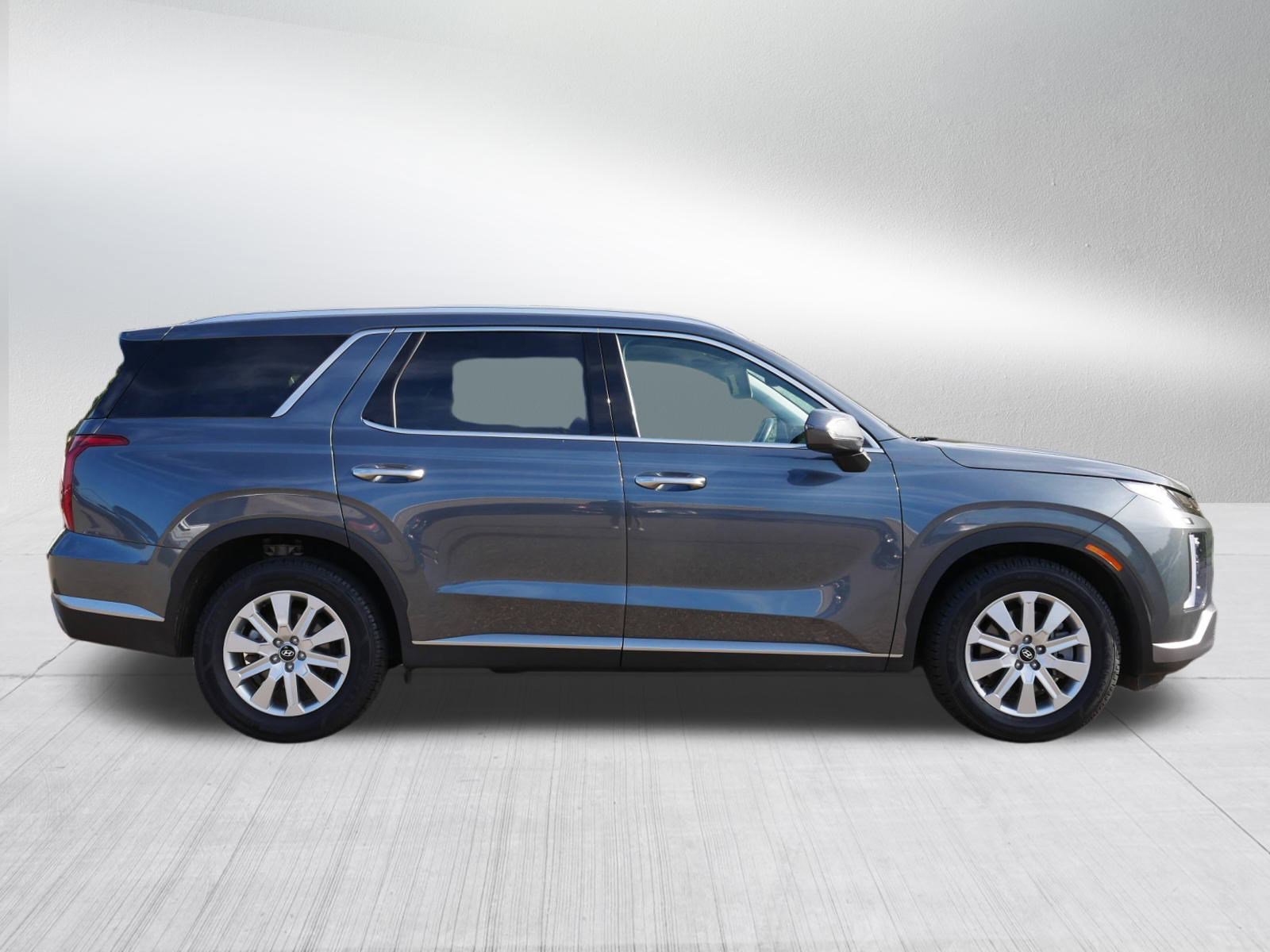 2025 Hyundai Palisade SEL photo 8