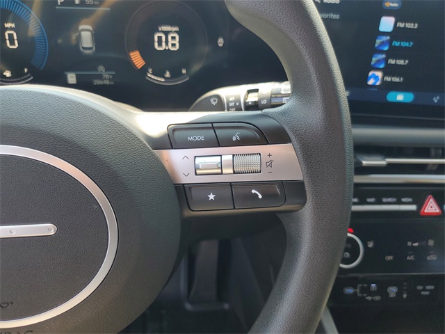 2025 Hyundai Tucson SEL photo 16