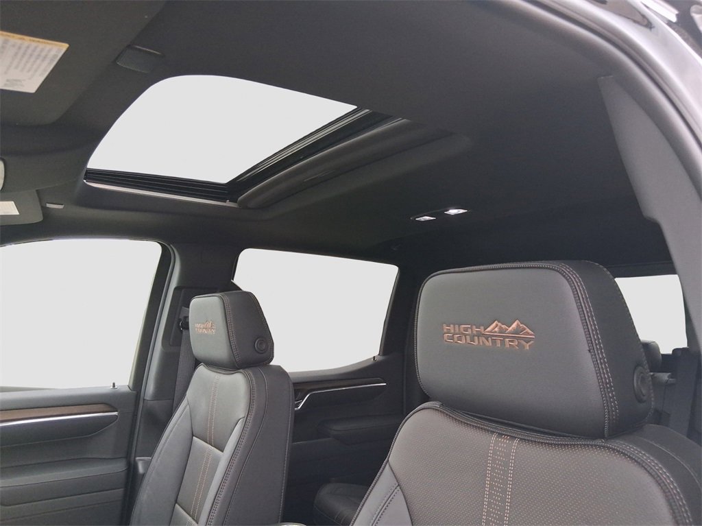 2025 Chevrolet Silverado 1500 High Country photo 21