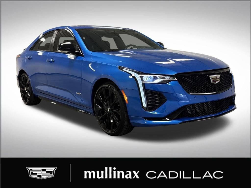 2024 Cadillac CT4 V-Series's photo