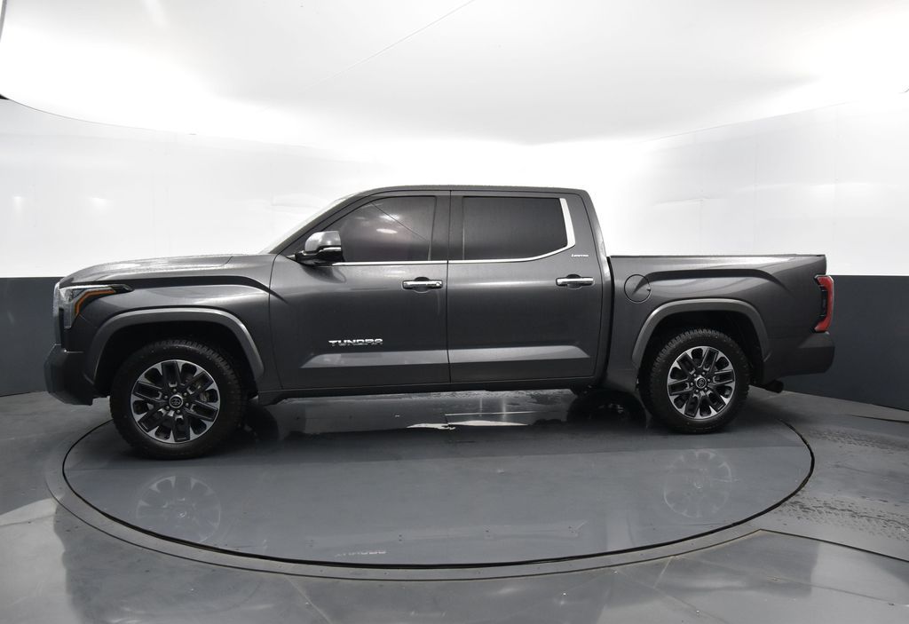 2022 Toyota Tundra Limited photo 3