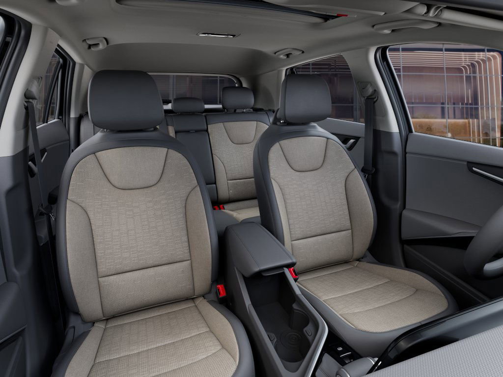 2025 Kia Niro SX Touring photo 13