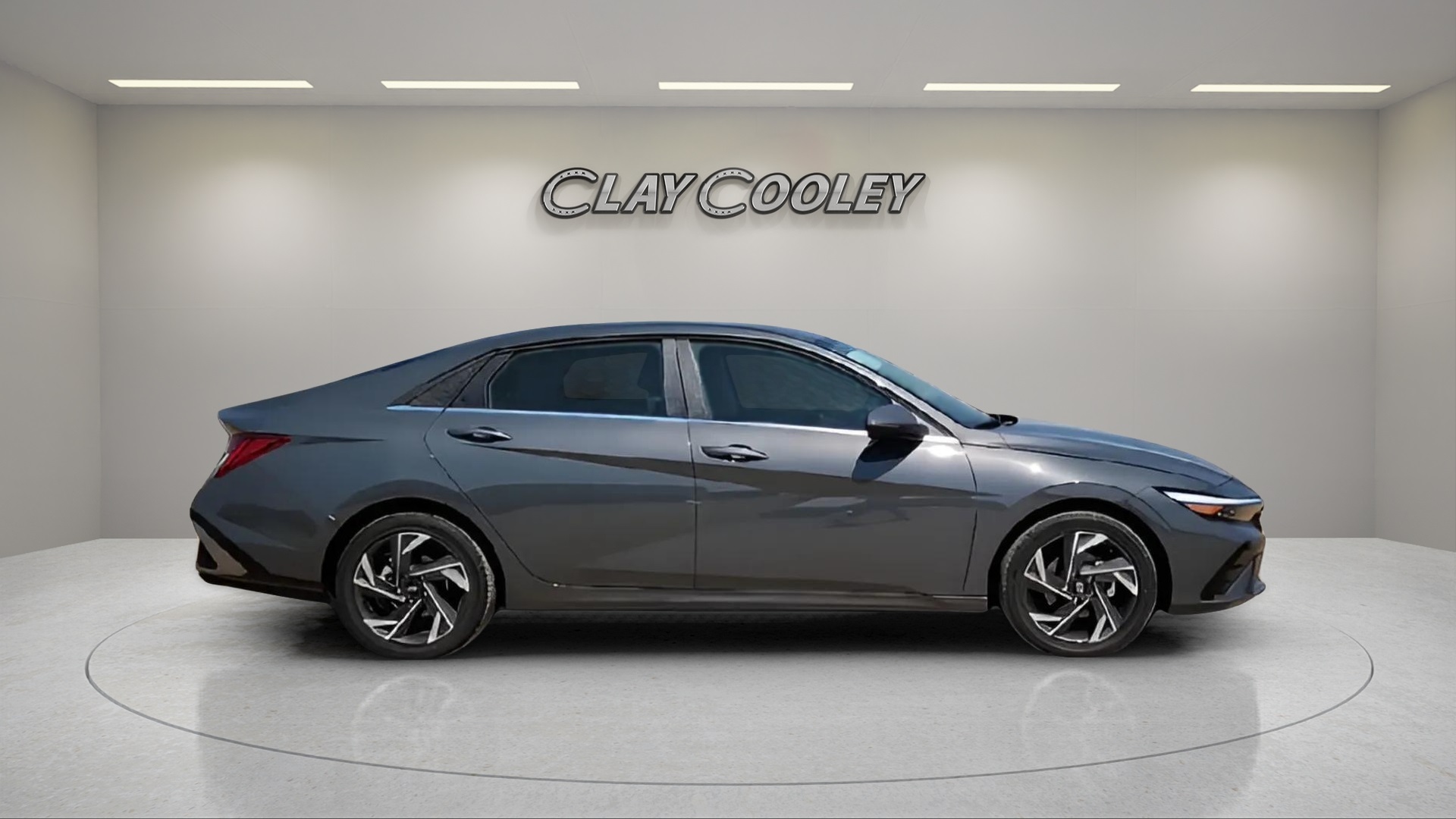 2025 Hyundai Elantra Limited photo 3