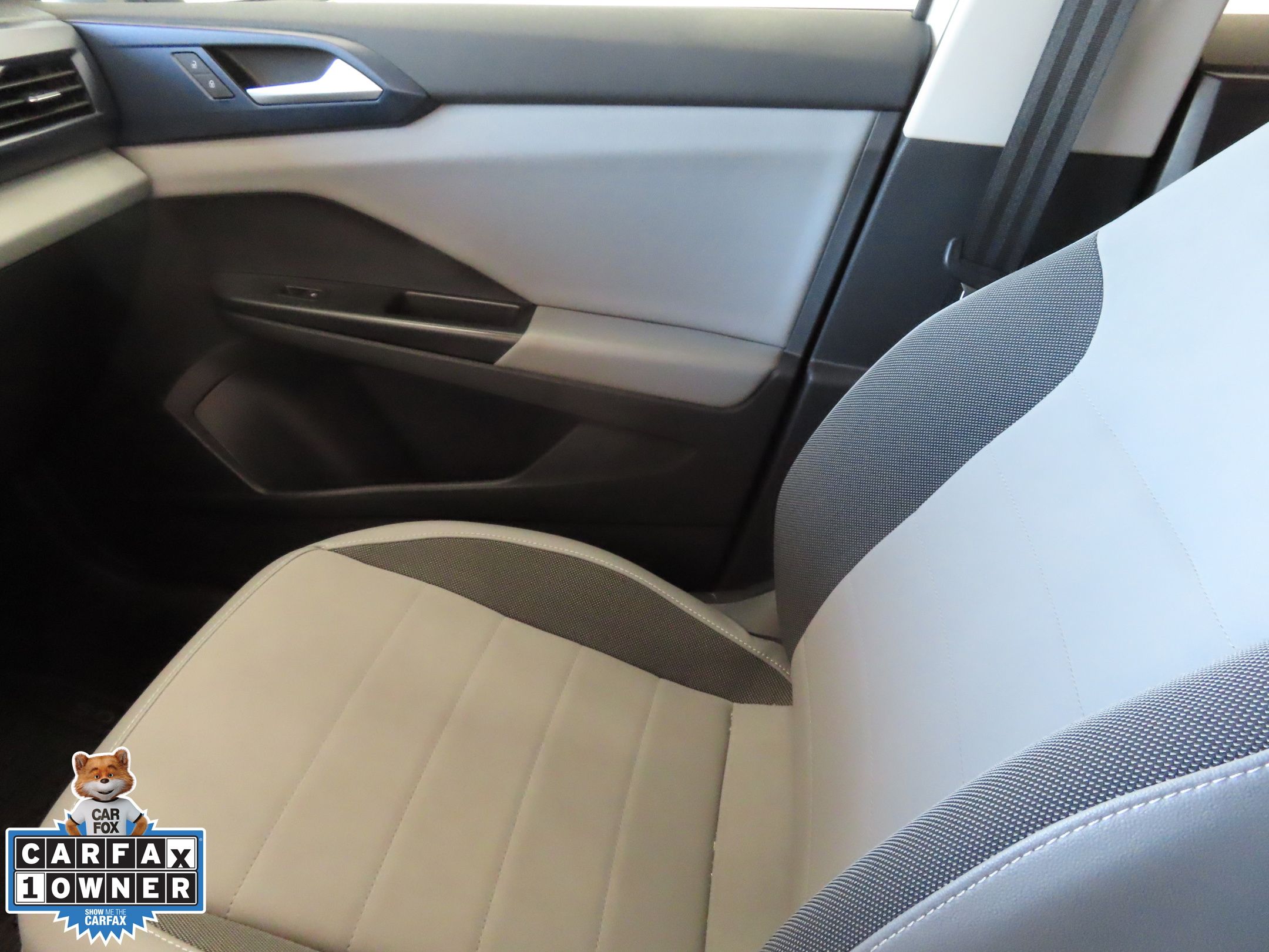 2022 Volkswagen Taos SE photo 17