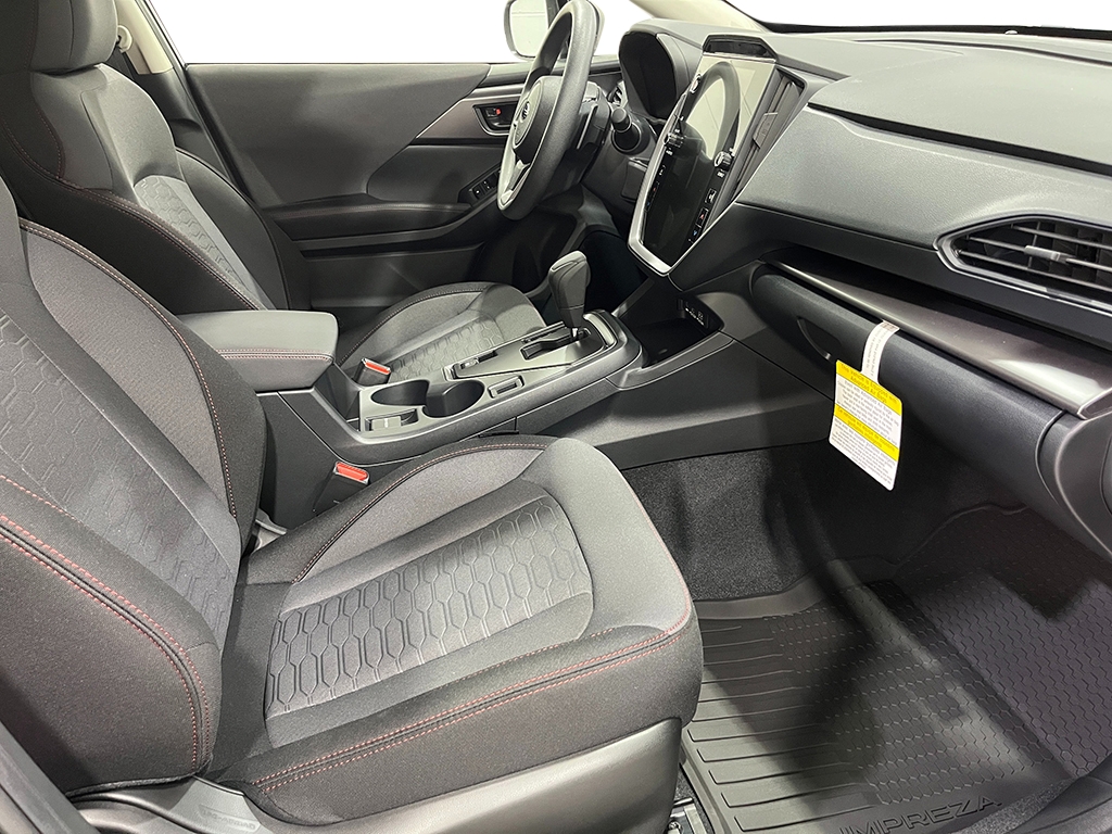 2025 Subaru Impreza Sport photo 18