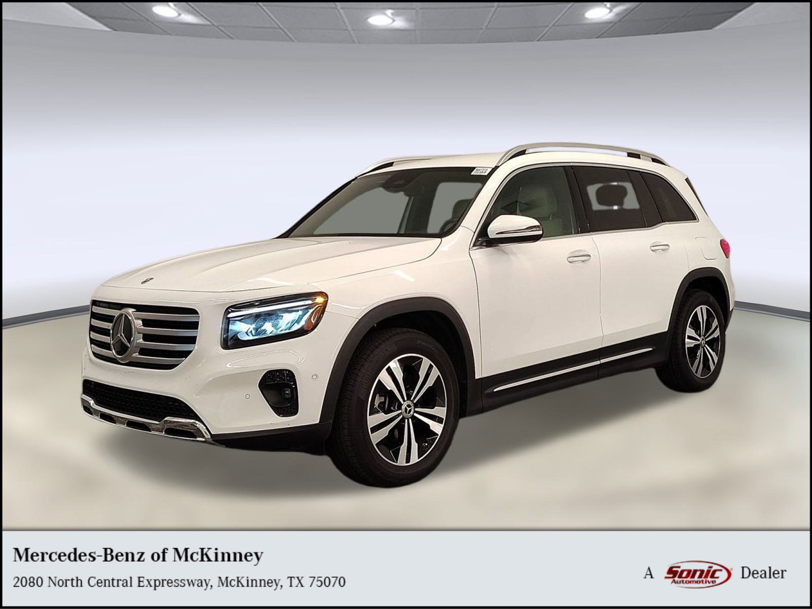 2025 Mercedes-Benz GLB Base's photo