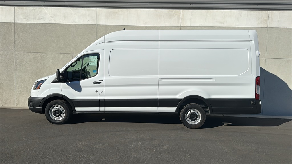 2024 Ford Transit photo 3