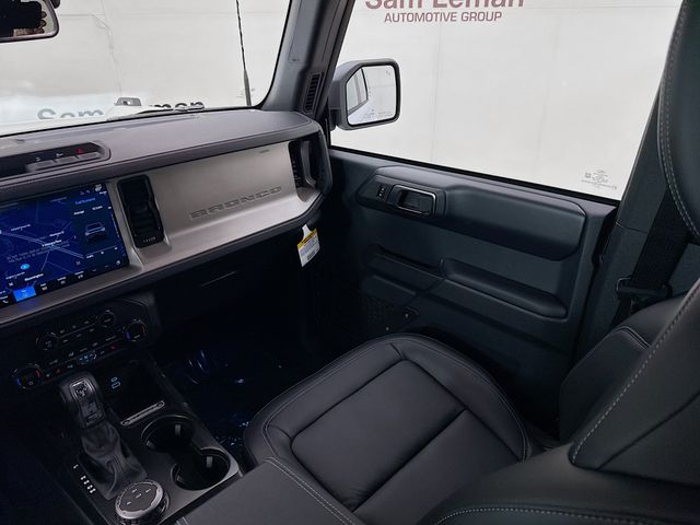 2025 Ford Bronco Outer Banks photo 19