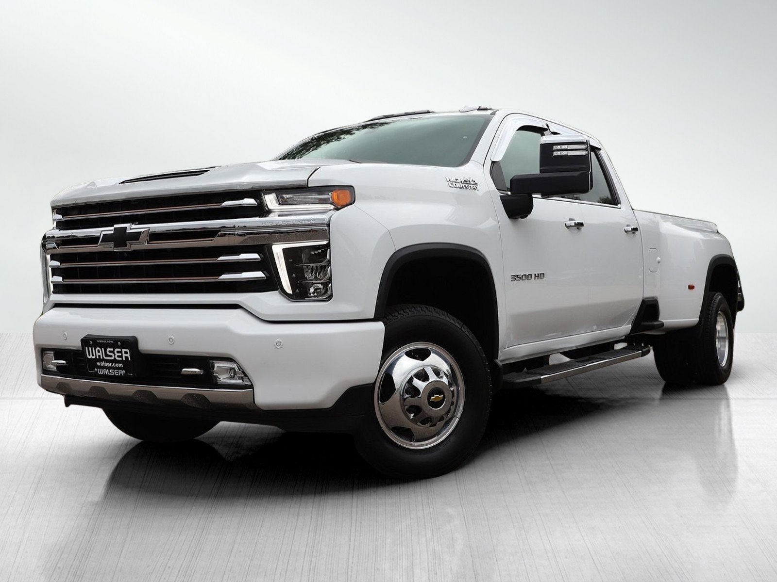 2022 Chevrolet Silverado 3500HD High Country's photo