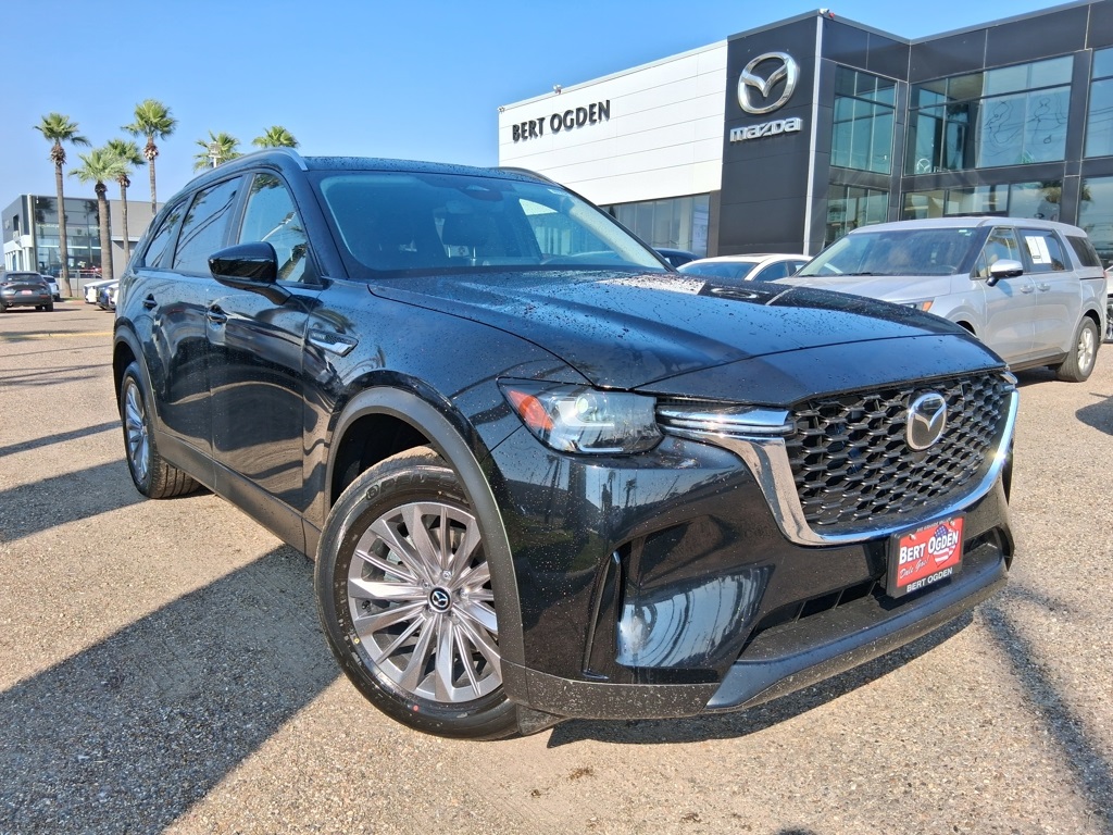 2026 Mazda CX-90 Select Package's photo
