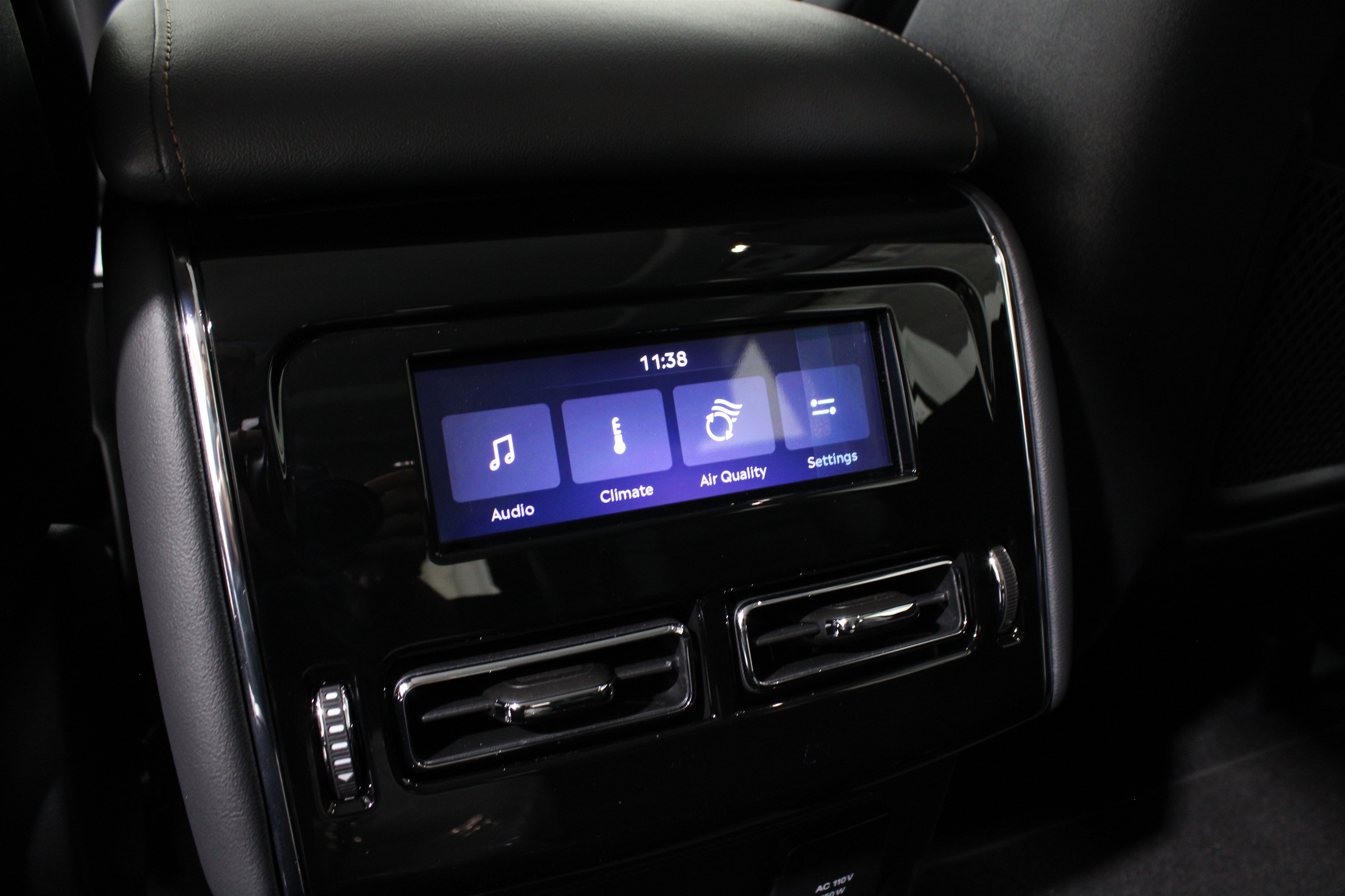 2025 Lincoln Aviator Premiere photo 18