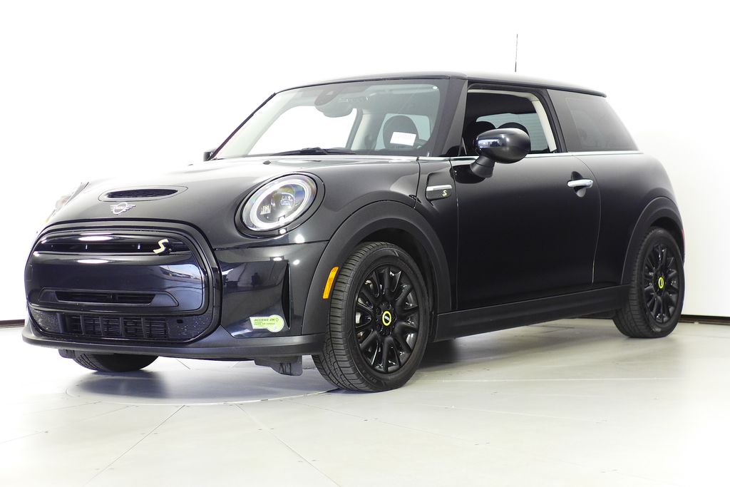 Used 2023 MINI Hardtop 2 Door SE with VIN WMW13DJ06P2S80228 for sale in Santa Ana, CA