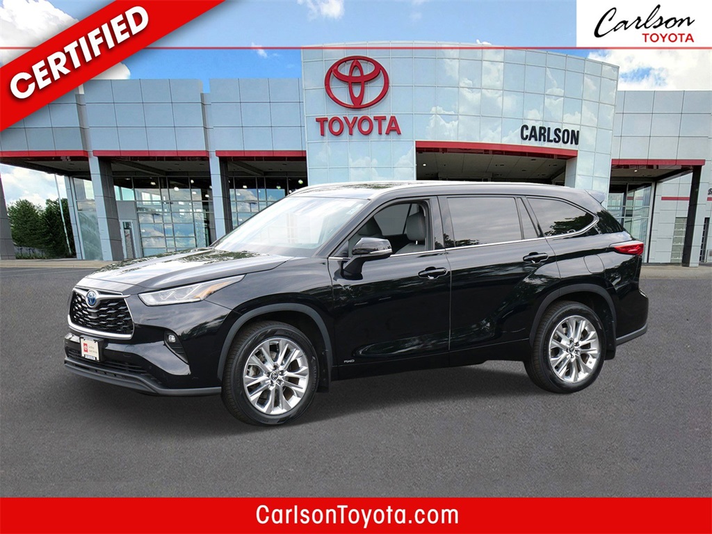 2022 Toyota Highlander Limited's photo