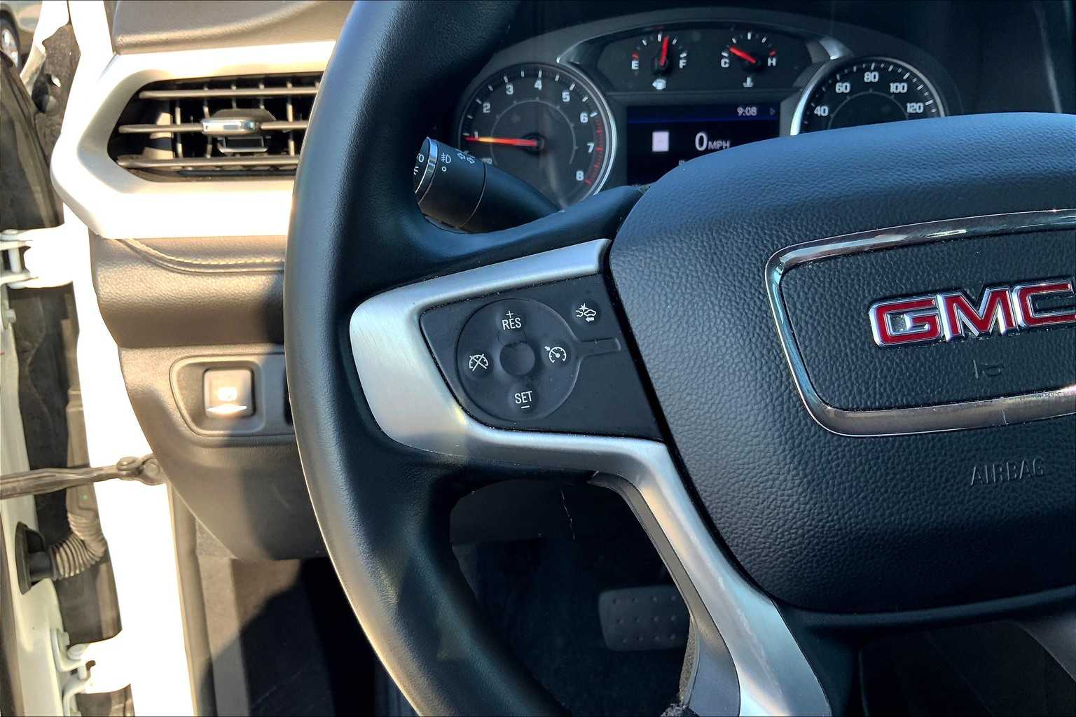 2023 Gmc Acadia SLT photo 21