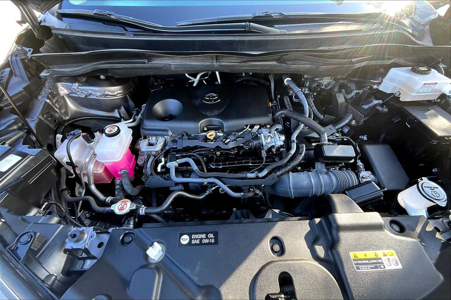 2024 Toyota Sienna XLE photo 30