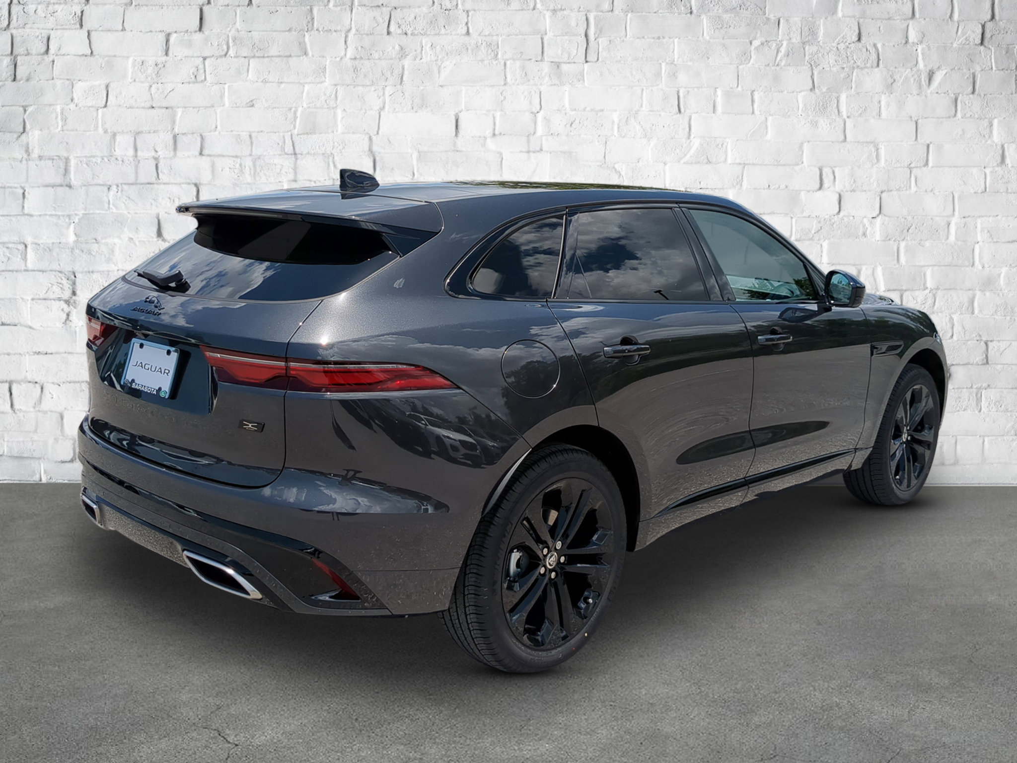 2026 Jaguar F-PACE P400 R-Dynamic S photo 6