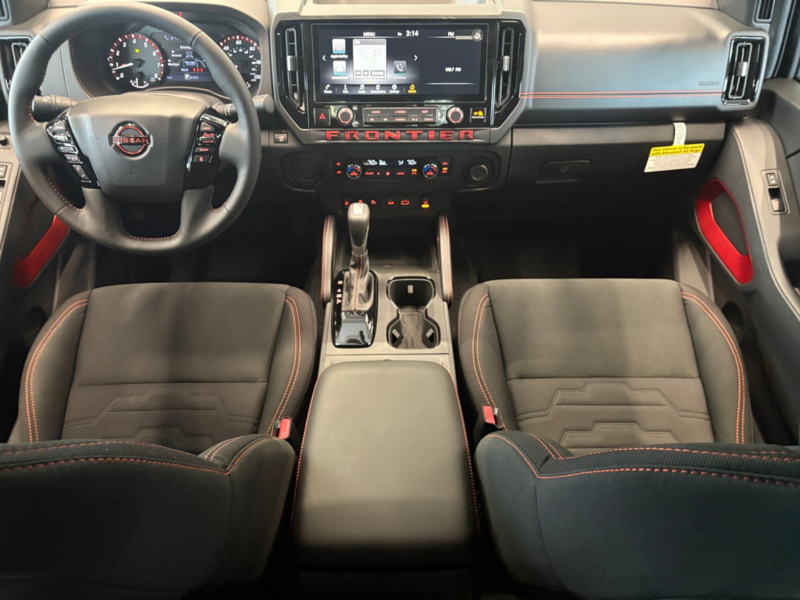 2025 Nissan Frontier PRO-X photo 2