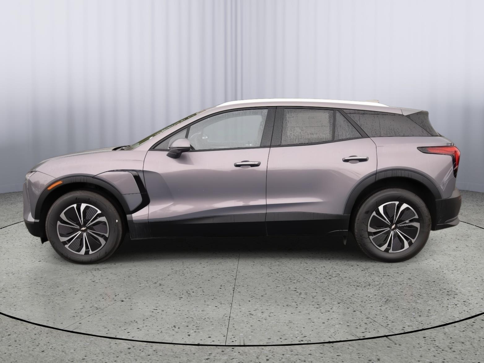 2025 Chevrolet Blazer EV photo 4