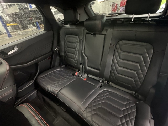 2024 Ford Escape ST-Line Elite photo 29