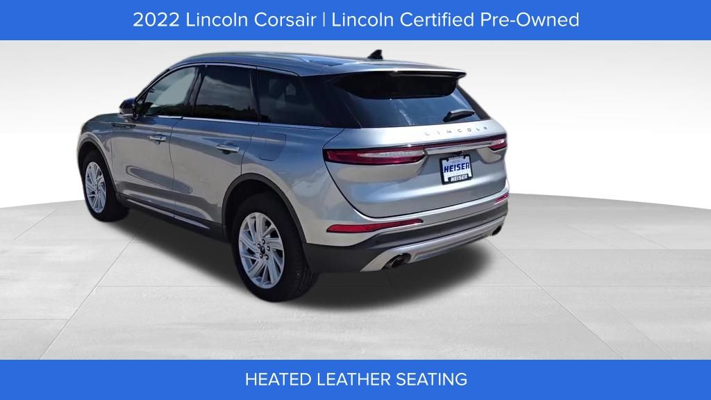 2022 Lincoln Corsair Standard photo 3
