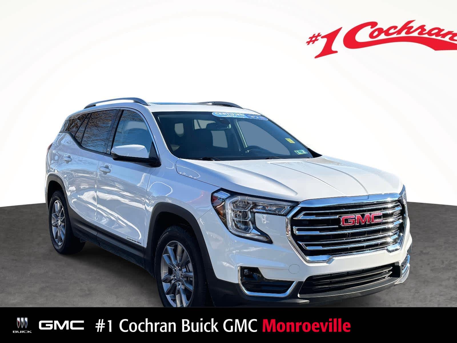 2024 GMC Terrain SLT's photo