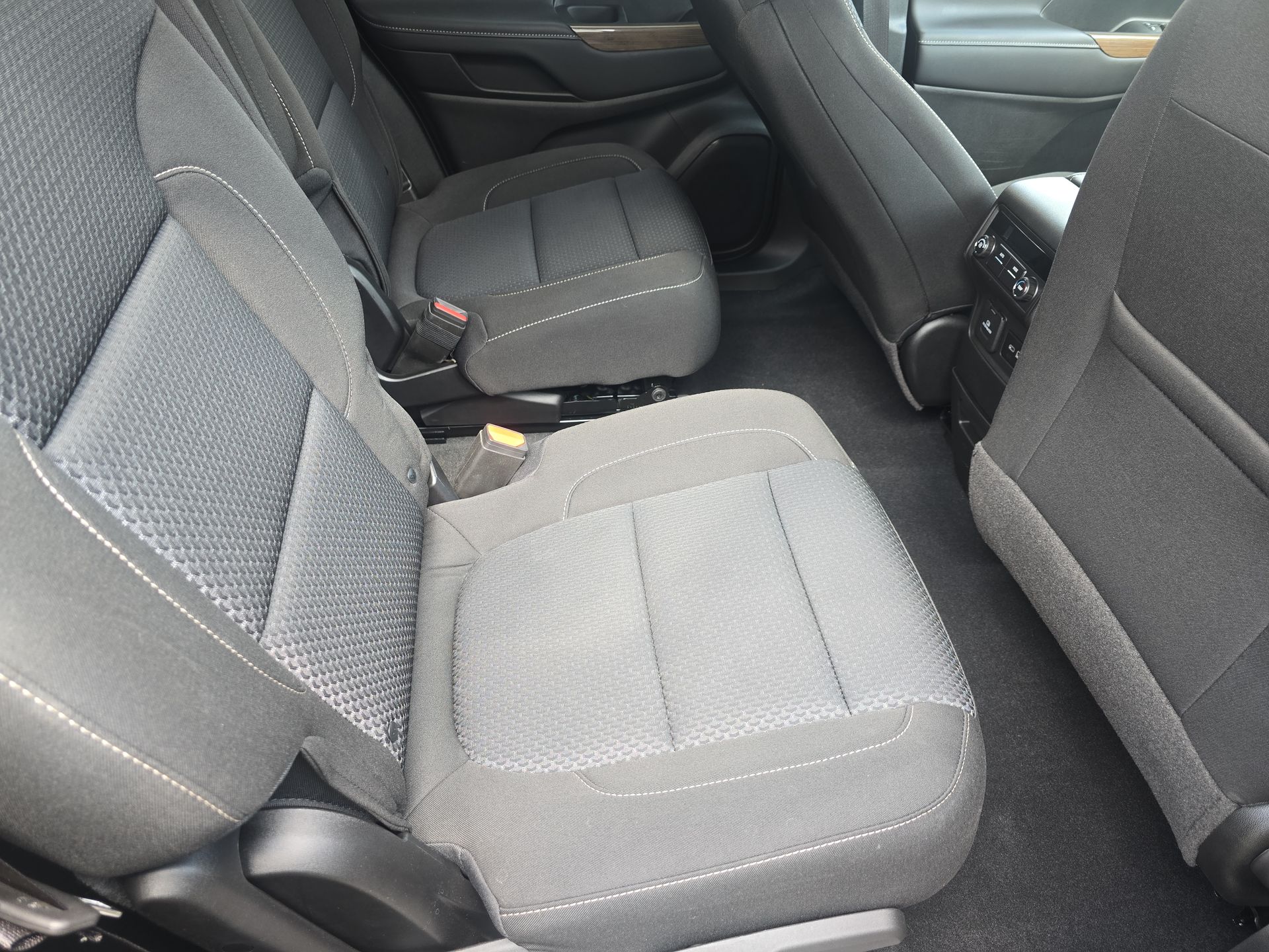 2023 Gmc Acadia SLE photo 56