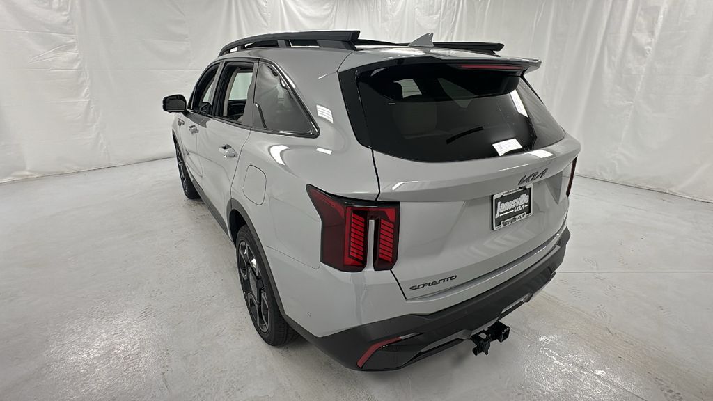 2026 Kia Sorento X-Line SX photo 5