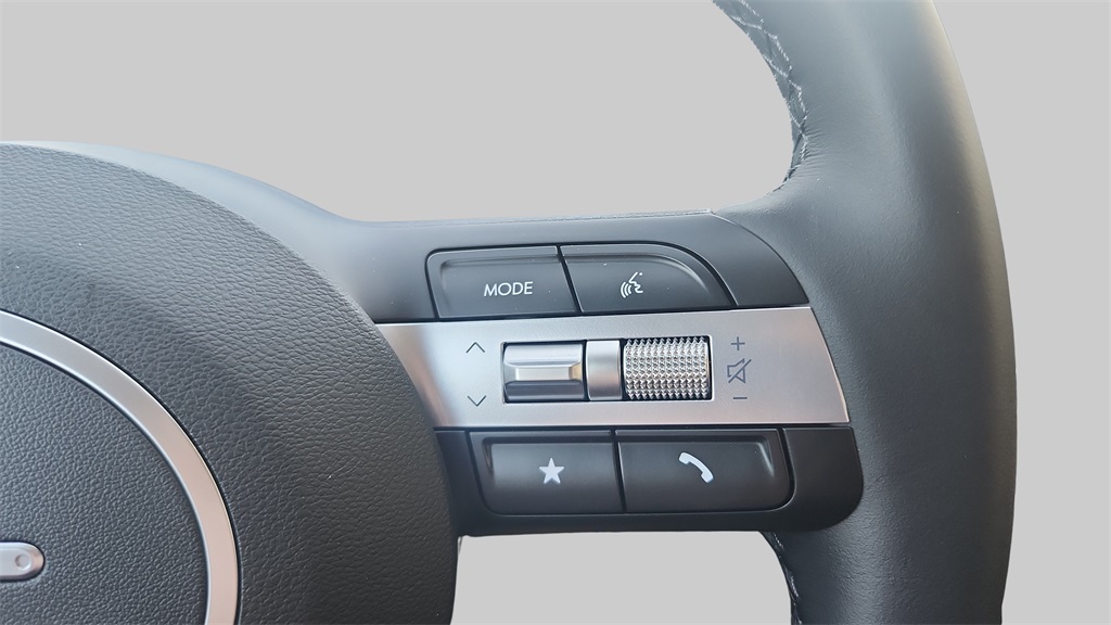 2025 Hyundai Tucson Hybrid SEL Convenience photo 20