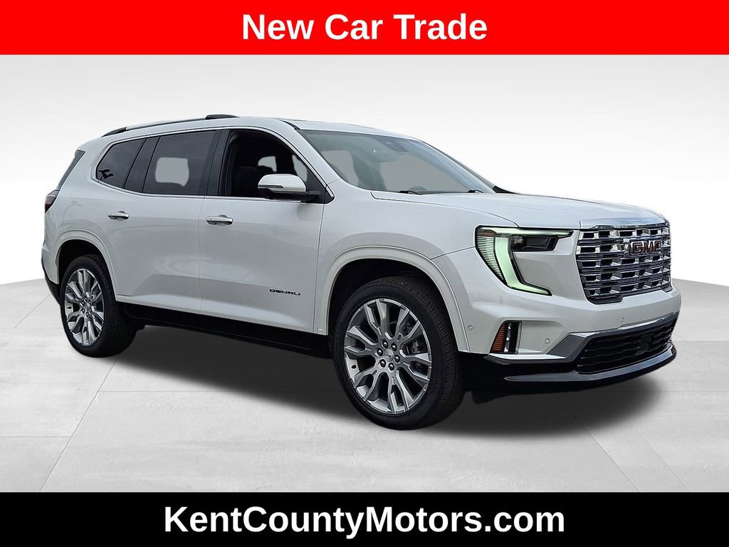 2024 GMC Acadia Denali's photo