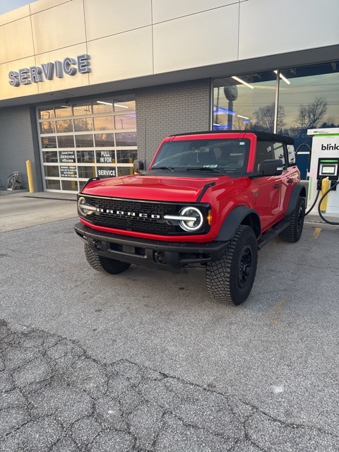 2023 Ford Bronco 4-Door Wildtrak's photo