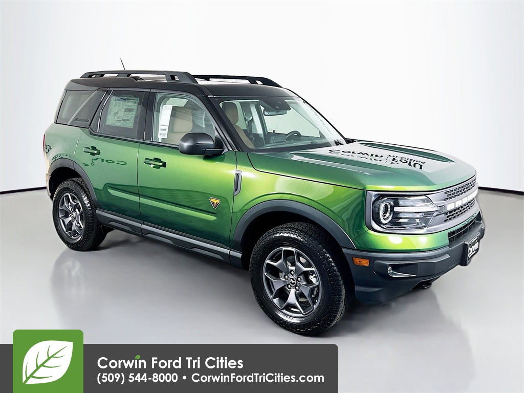 New 2024 Eruption Green Metallic Ford Badlands image 1