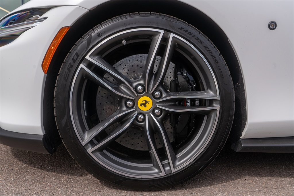 2024 Ferrari Roma Spider photo 9