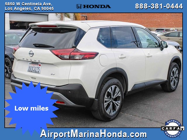 2021 Nissan Rogue SV photo 8