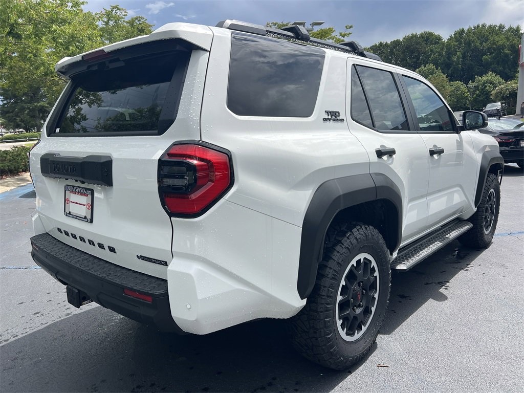 2025 Toyota 4Runner photo 3